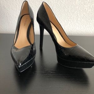 NEW Beautiful Black Gianni Bini 6 inch heels